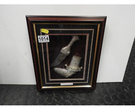 Framed Dagger and Scabbard from the Sultan of Oman 