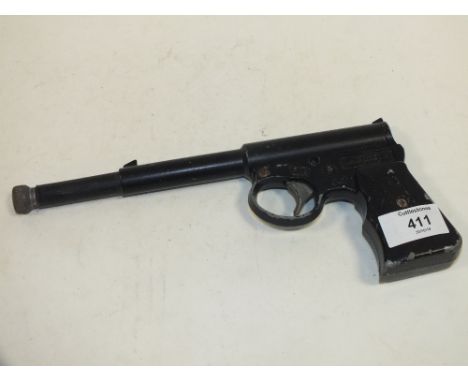 A VINTAGE T. J. HARRINGTON &amp; SON GAT .177 AIR PISTOL