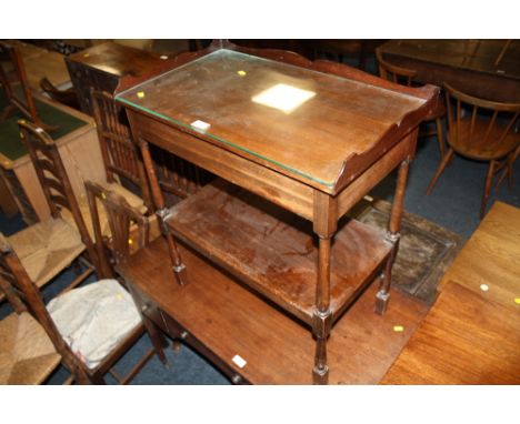 A VINTAGE MAHOGANY WASHSTAND - W 65 cm