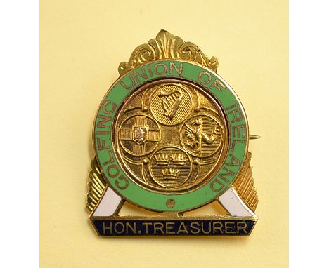 Scarce Honorary Treasurer of the Golfing Union of Ireland 9ct gold and enamel officials pin badge - engraved on the reverse F
