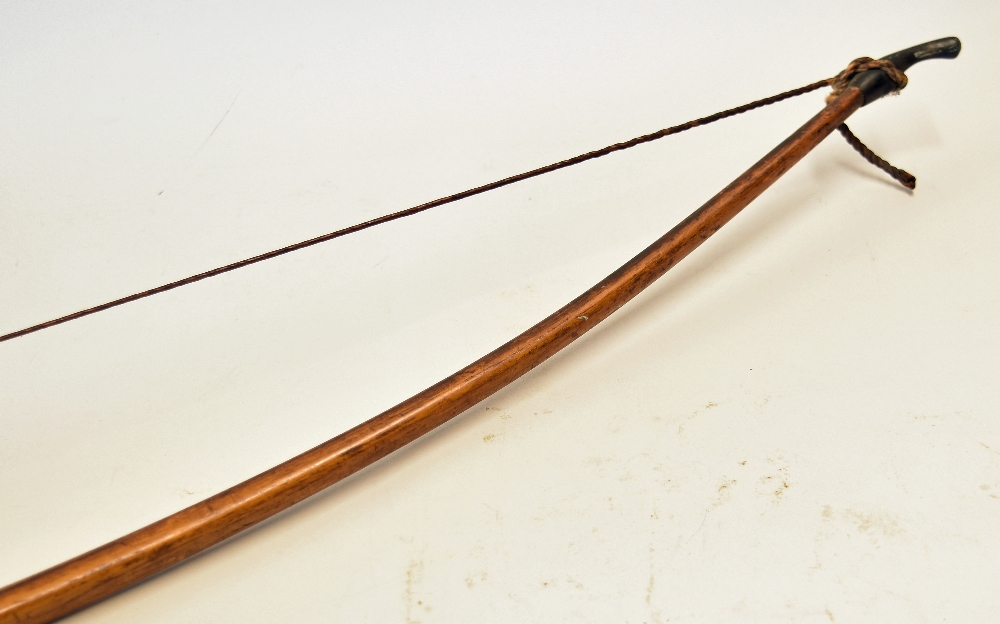 Archery Long Bow with central velvet grip with curved string notches to either end, measures 16