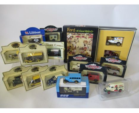 Fourteen vintage vehicles by Lledo, Days Gone and others, all items boxed E (Est. plus 21% premium inc. VAT)