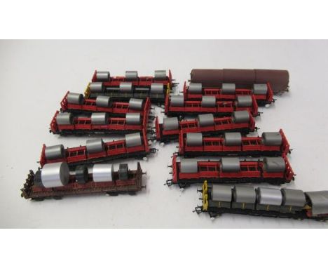 Twelve Bachmann bogie wagons with steel loads (two have modifications), F-G (Est. plus 21% premium inc. VAT)