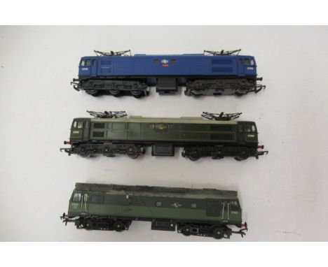 Triang EM2 in blue, another EM2 in green and a Bachmann Class 24 with weathering, F (Est. plus 21% premium inc. VAT)