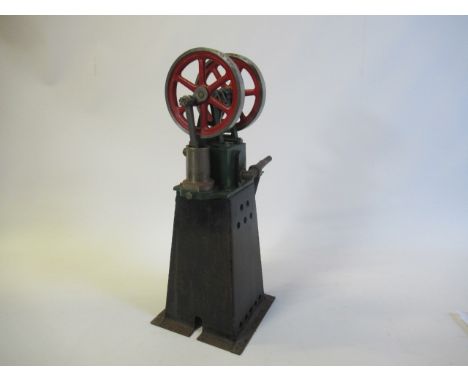 Horizontal hot air engine, steel base, finished in red/green, 21" x 6" x 6" (Est. plus 21% premium inc. VAT)