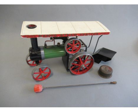 Mamod TE1 traction engine, some paint damage, box AF, F (Est. plus 21% premium inc. VAT)