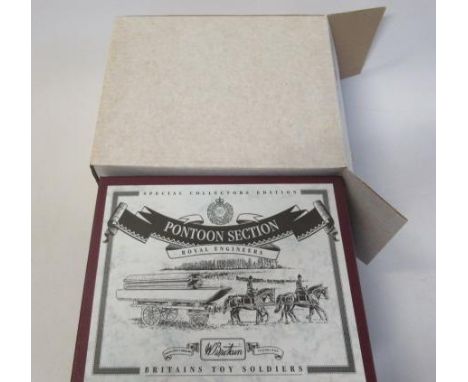 Britains late issue 5962 Pontoon Section Set, unopened, M (Est. plus 21% premium inc. VAT)