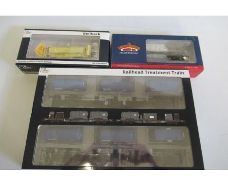 Hattons Railhead Treatment Train, Bachmann FNA Flask Wagon and Beilhack Snow Plough, all items boxed, G-E (Est. plus 21% prem