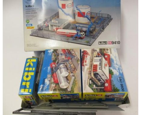 Kibri HO scale kit petrol loading plant, boxed, appears complete, unstarted, E (Est. plus 21% premium inc. VAT)