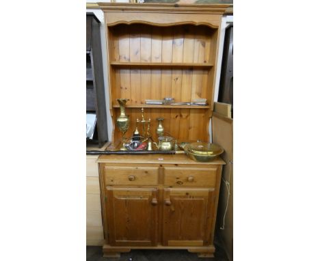 A pine kitchen dresser with shelf back, 3' wide 