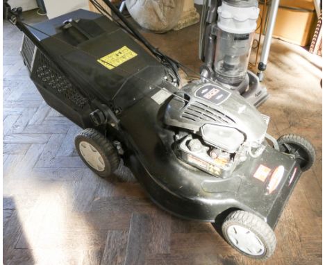 A Lawn King 158cc self propelled lawn mower with Briggs & Stratton engine 