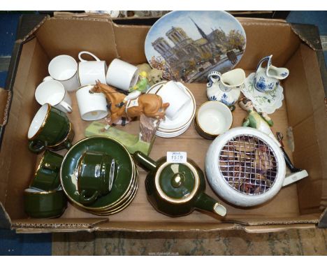 A quantity of china including green and gold Apilco cups & saucers, Royal Worcester 'Over the Sticks' (a/f.), Royal Doulton c