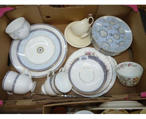 A quantity of china including Wedgwood 'Palatia', Royal Worcester 'Time', Minton 'Haddon Hall', etc.