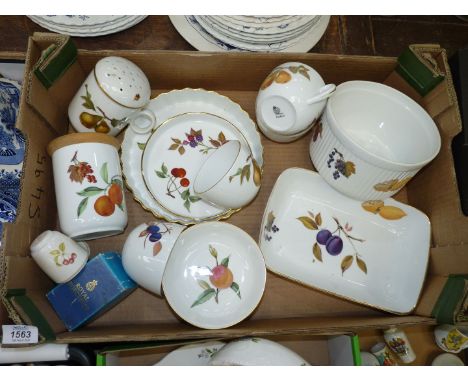 A quantity of Royal Worcester 'Evesham' including; storage jar, small bowls, souffle dish, flour sifter, etc.