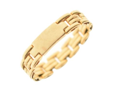 Italian yellow metal flexible link ring, stamped '750', size R, 3.5g approx