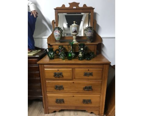 EDWARDIAN SATINWOOD SWING MIRROR DRESSING TABLE with two shelved drawers over two short and two long drawers, set on bracket 