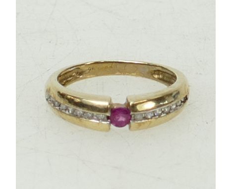 9ct gold Ruby and Diamond ring: Ring size K/L, 2.5grams.