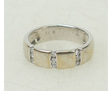 18ct white gold Diamond wedding band / ring: Ring size N/M, 4.6grams.