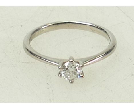 9ct white gold Solitaire Diamond ring: Ring set with diamond approx .33ct, size M, 1.9grams.