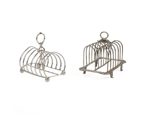Georgian silver double arched six slice toast rack with gadroon decoration to the rim raised on paw supports. Hallmarked Lond