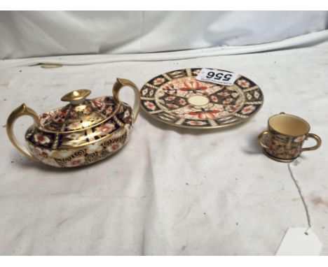  Sale Item:    3 PCE ROYAL CROWN DERBY WARE(AF)   Vat Status:   No Vat   Buyers Premium:  This lot is subject to a Buyers Pre