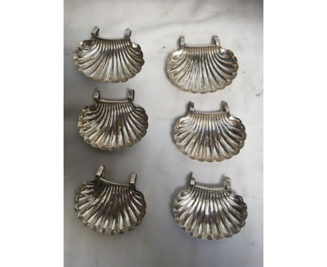  Sale Item:    HILLIARD &amp; THOMSON SILVER DINNER PLATE SHELVINGS  Vat Status:   No Vat   Buyers Premium:  This lot is subj