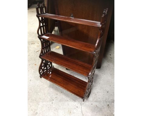  Sale Item:    MAHOGANY WALL SHELF   Vat Status:   No Vat   Buyers Premium:  This lot is subject to a Buyers Premium of 15% +