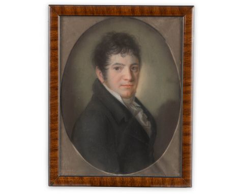 Bildnismaler (um 1820) Junger Herr mit dunklem Haar, in schwarzem Rock  Gemaltes Oval. Pastell auf Papier (auf Rückseite eine