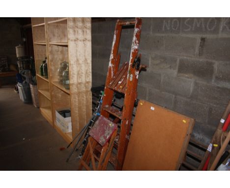 A Slingsby step ladder and small set of steps