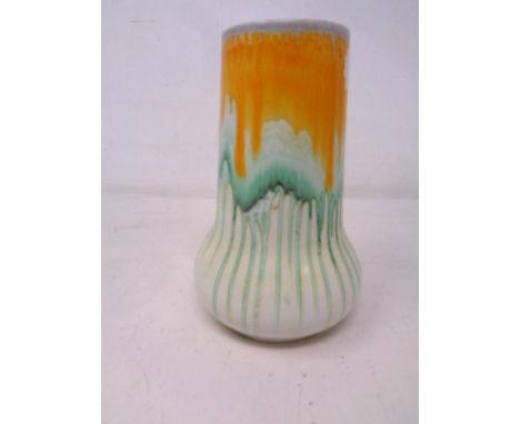 A Shelley Art Deco vase (height 12.5cm).