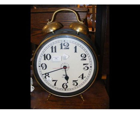 A KB quartz oversized alarm clock