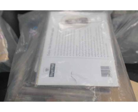 LOT OF FIRST DAY COVERS
together with loose leaf stamps 