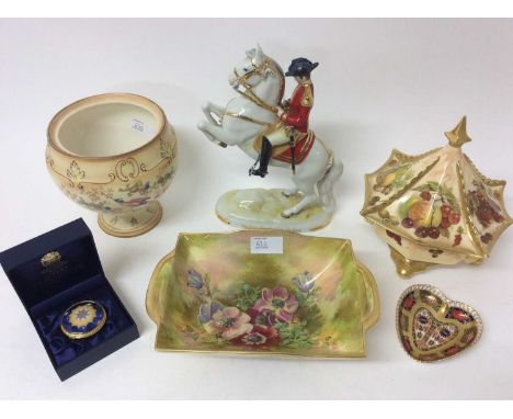 Various collectable china, including a Royal Winton dish signed Zkas, a Royal Worcester trinket box, a Royal Crown Derby Imar