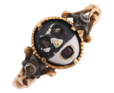 A Georgian gem set enamel masquerade ring, 18th century, the oval convex plaque with enamelled mask face set with rose-cut di