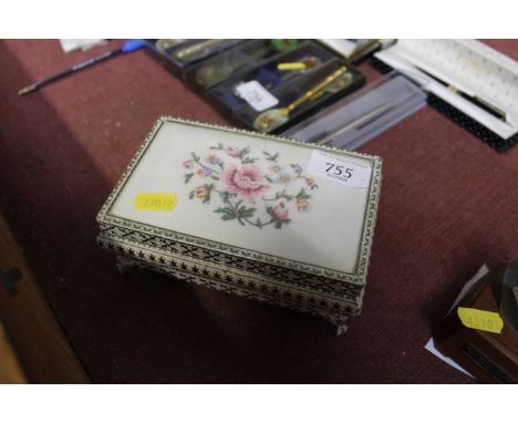 A trinket box and contents of costume jewellery