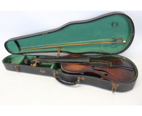 Vintage violin in case, with bow