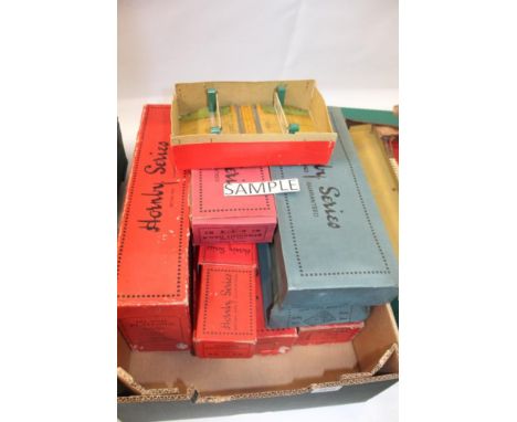 Railway - Hornby 0 gauge selection of boxed items - including Island Platform, Signal No. 2, Lamp Standard No. 2 (double), Le
