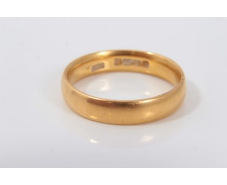 22ct gold wedding ring. Birmingham 1928. Finger size PCondition report: Weight approximately 5.8 grams