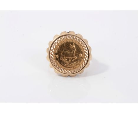 Gold 1/10 Krugerrand 1982 in gold (9ct) ring mount, size NCondition report: Total weight approximately 7.7g