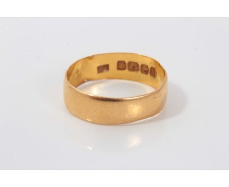 Gold (22ct) wedding ring, size JCondition report: Weight approximately 2.2g