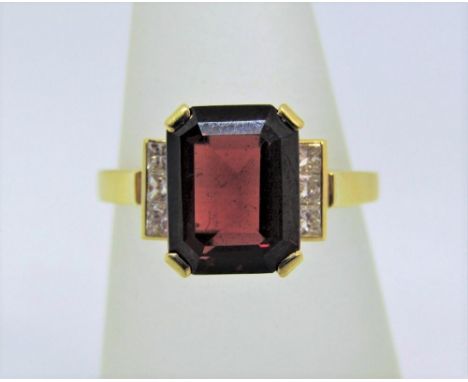 Art Deco style 18ct garnet and princess cut diamond ring, maker S M, size N, 4.3g