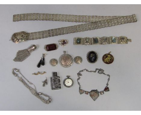 Mixed lot to include an American applied silver scent bottle, fob watch with enamel bust portrait verso, white metal moss aga