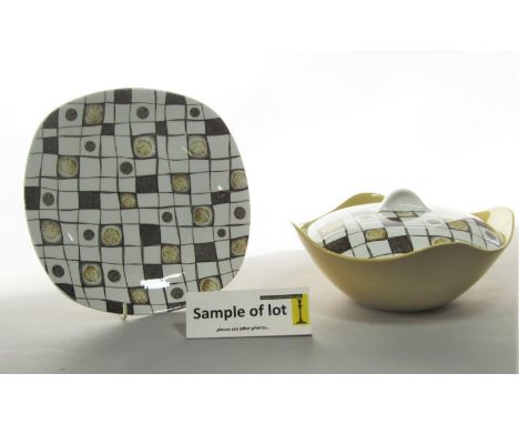 A collection of Midwinter Stylecraft dinnerwares in the Homespun pattern, comprising a pair of tureens and covers, sauce boat