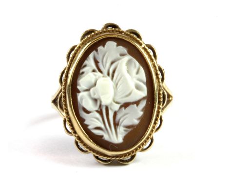 A 9ct yellow gold cameo ring, (O.5).