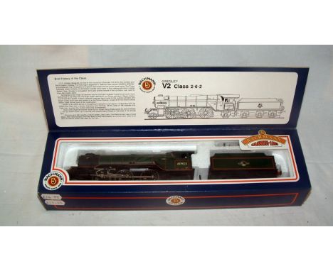 BACHMANN 31-554 BR Green Class V2 2-6-0 no 60903. Near Mint Boxed with an unopened Accessory Pack.