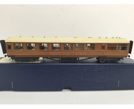 LAWRENCE Scale Models Brass Kit built Gresley Teak Buffet Car no 649. Built by David Lawrence and painted Derek Stroudley in 