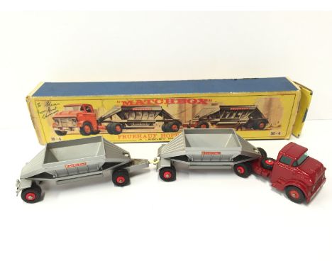 Lesney Matchbox Major Pack M-4 Fruehauf Hopper Train. 
