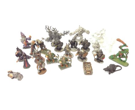 Large quantity of white metal wargaming figures by Ral Partha, Citadel Miniatures, Minifigs and others. Some painted, scales 