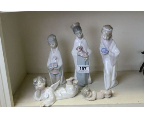 Five vintage Lladro ceramic Nativity Figurines to include three Kings
