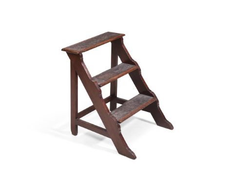 A FLIGHT OF MAHOGANY LIBRARY STEPS FIRST HALF 19TH CENTURY 61cm high, 45cm wide, 55cm deep